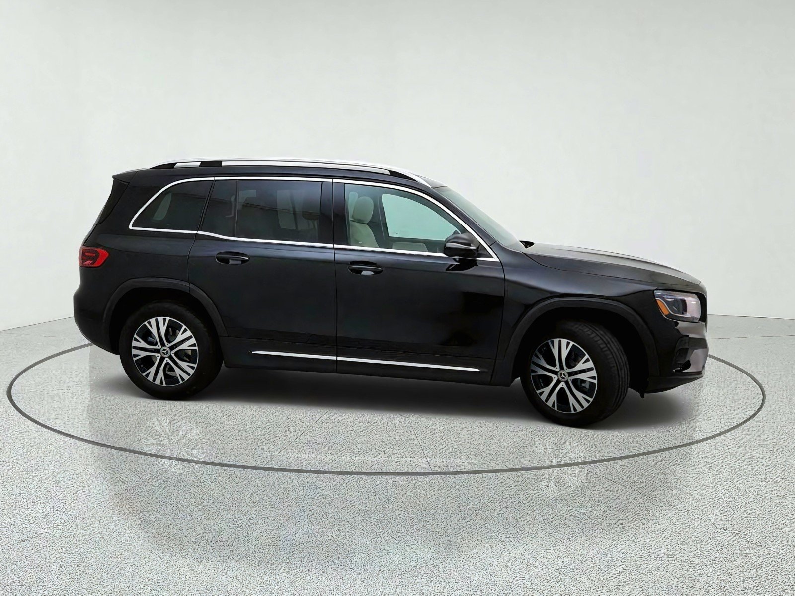 Certified Used 2026 Night Black Mercedes-Benz GLB 250 image 6