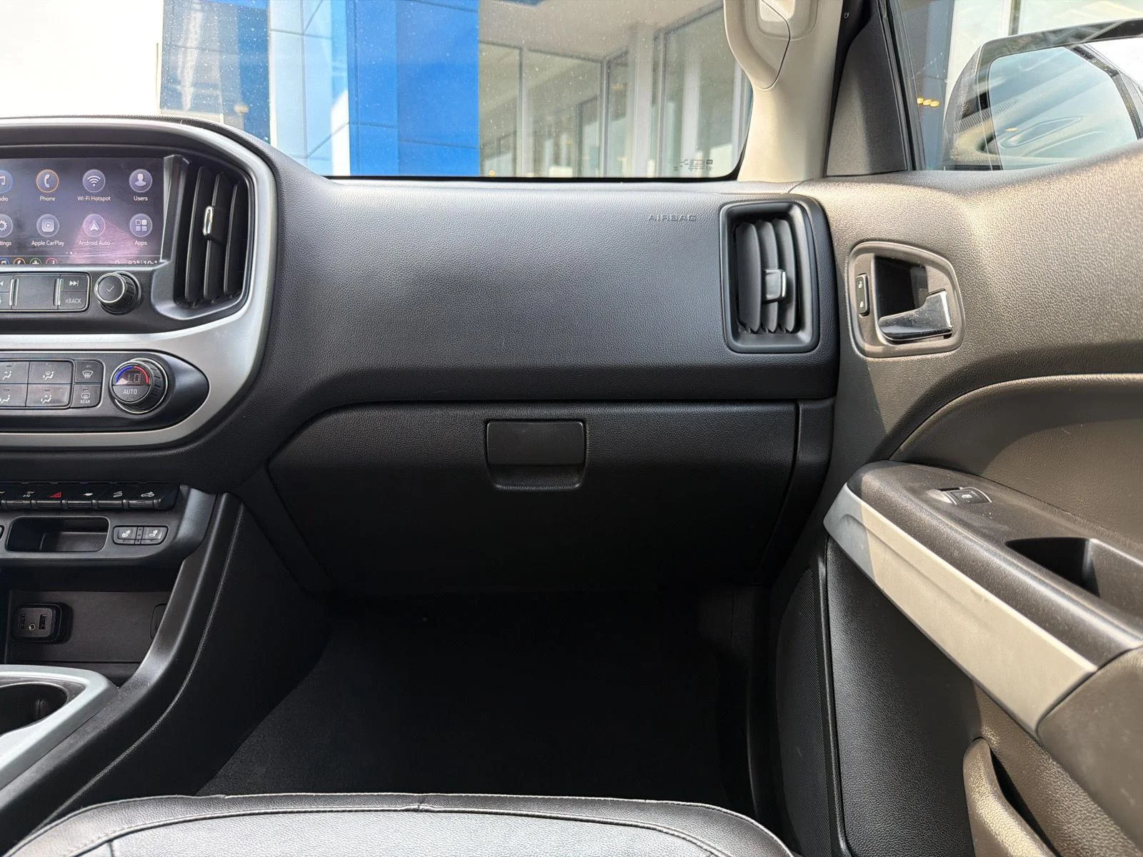 Used 2019 SHADOW GRAY METALLIC Chevrolet 4WD ZR2 image 29