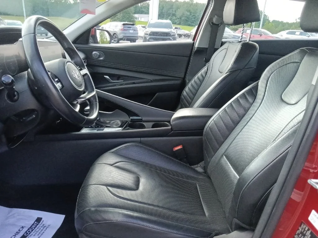 Used 2023 Red Hyundai Limited image 15