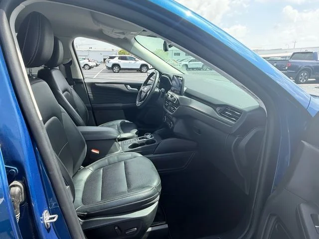 Used 2022 Blue Ford Titanium image 17