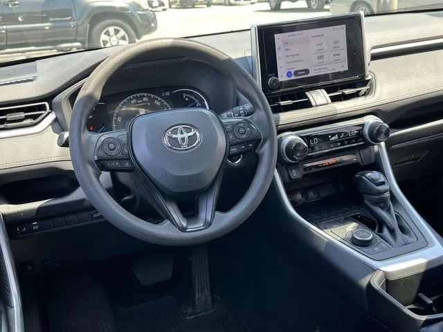 2023 Toyota RAV4 XLE - Photo 2