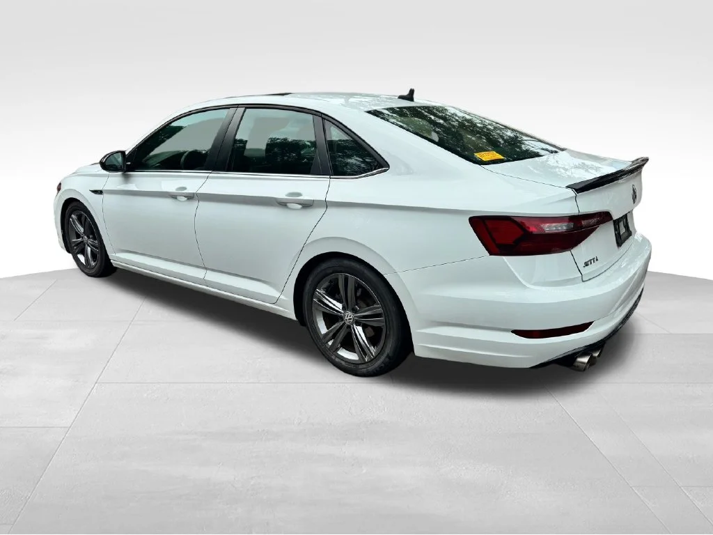 Used 2021 White Volkswagen  image 3