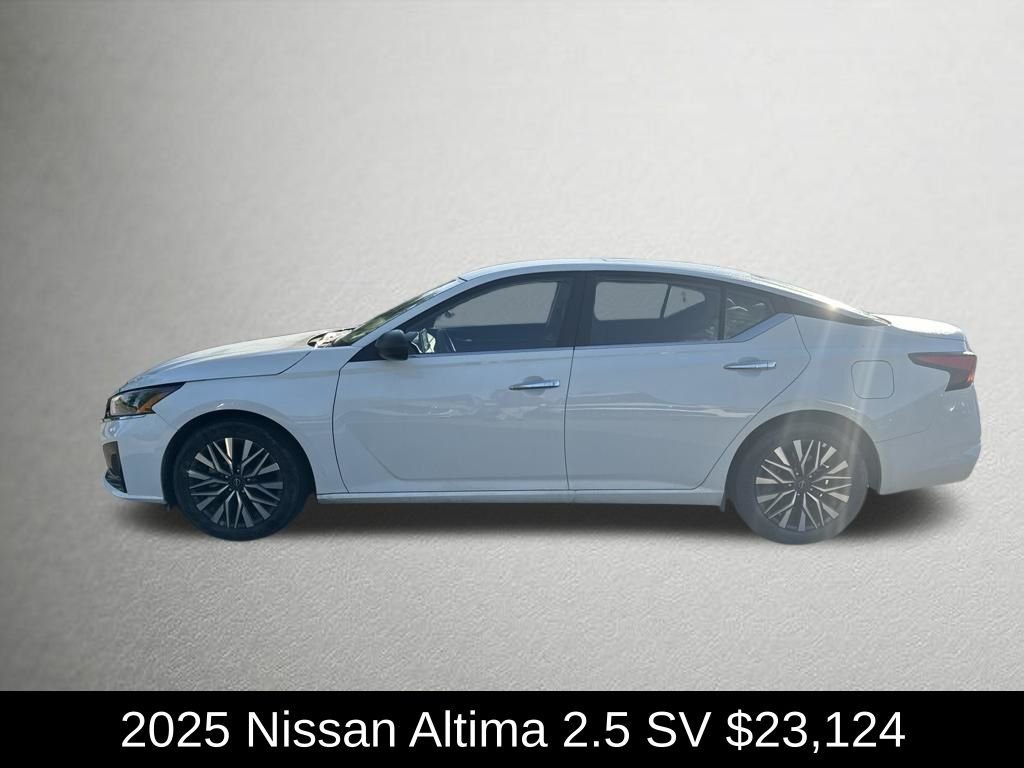 Used 2025 Glacier White Nissan 2.5 SV image 6