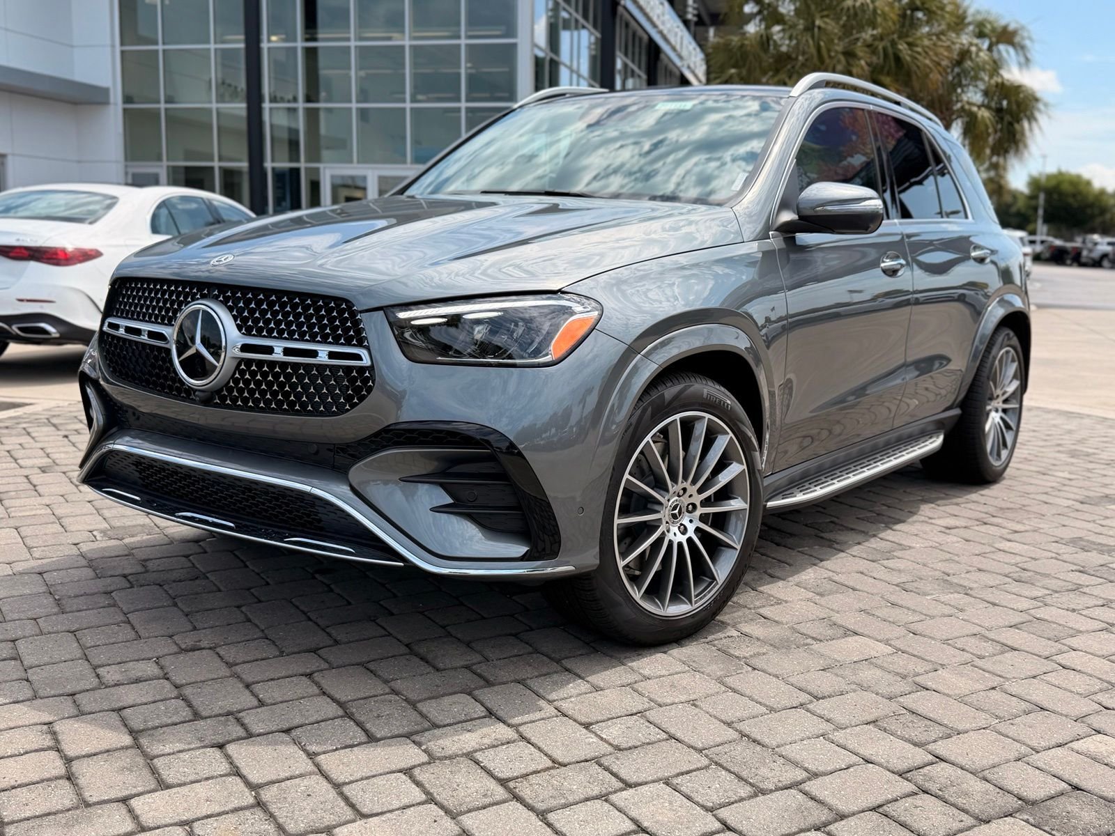 New 2026 Selenite Grey Metallic Mercedes-Benz GLE 450 image 1