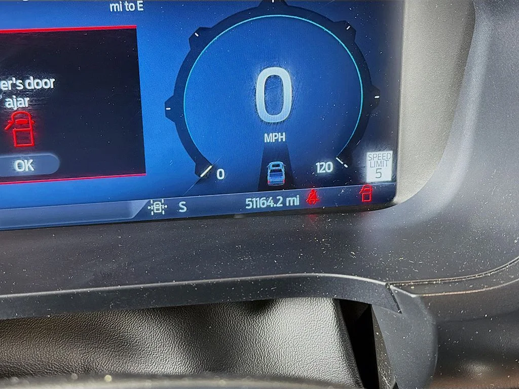 Used 2024 Agate Black Metallic Ford Lariat image 34