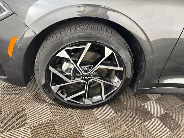 Used 2025 Gray Kia EX image 27