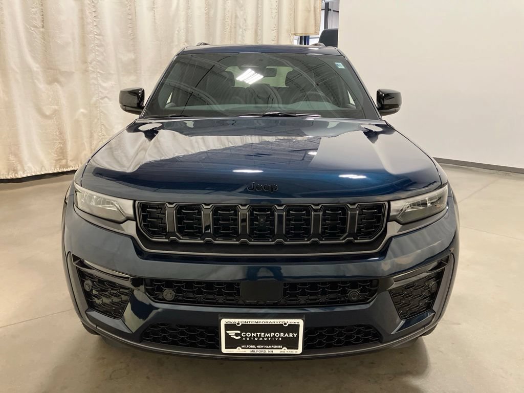 New 2026 Fathom Blue Pearl-Coat Exterior Paint Jeep Limited Reserve image 23