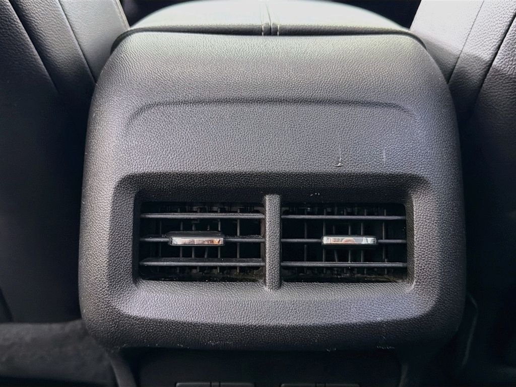 Used 2018 Summit White GMC Denali image 27