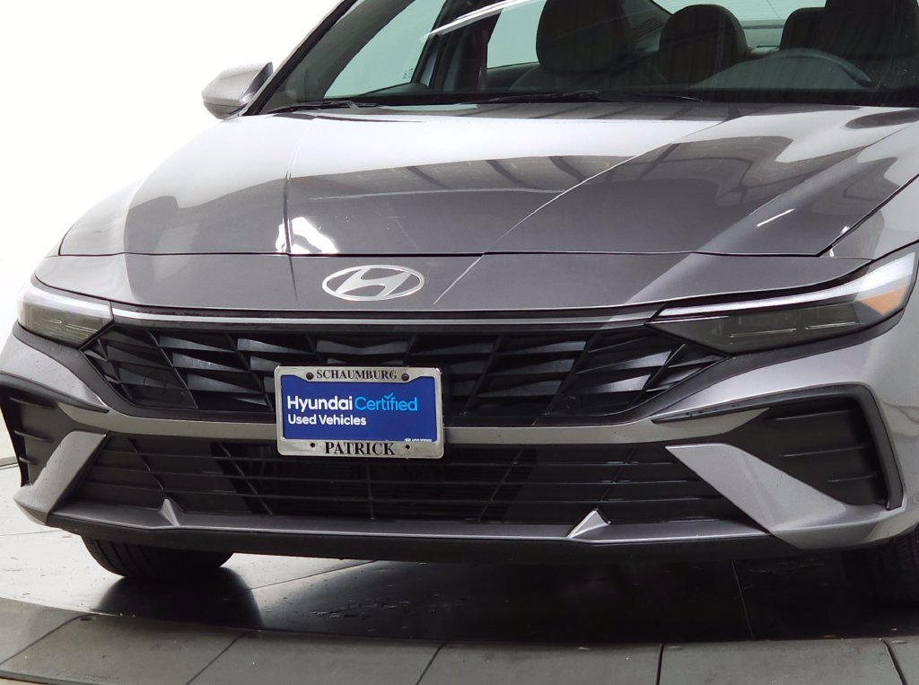 Certified Used 2025 Fluid Metal Hyundai Blue image 3