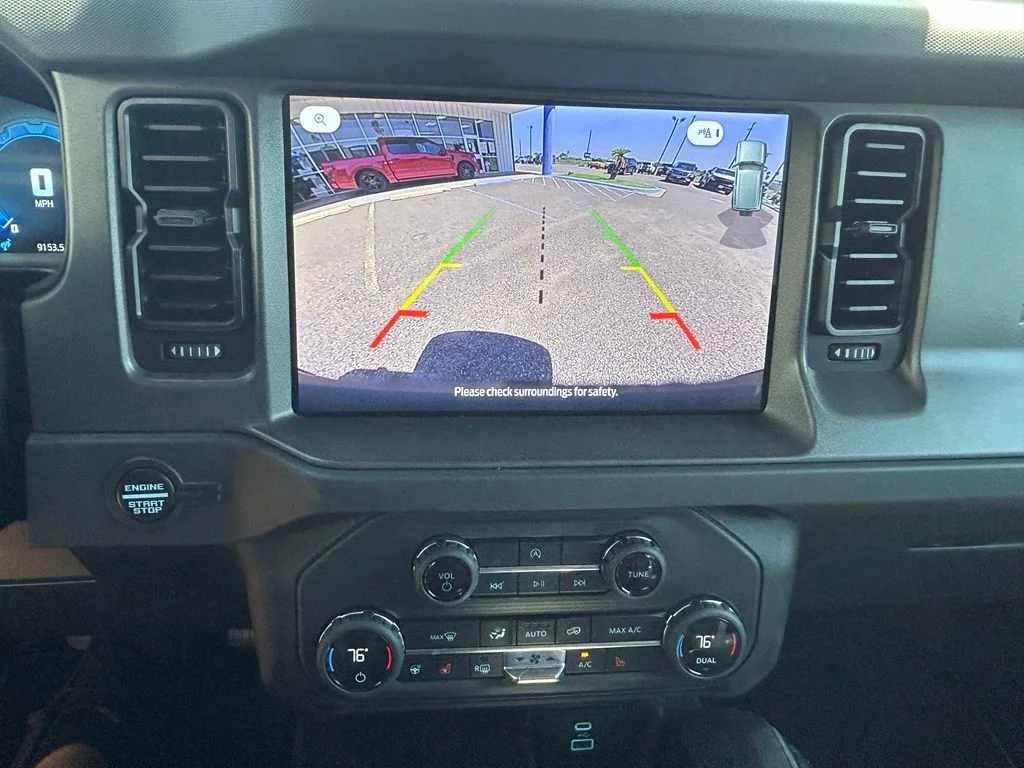 Used 2025 Gray Ford Badlands image 15