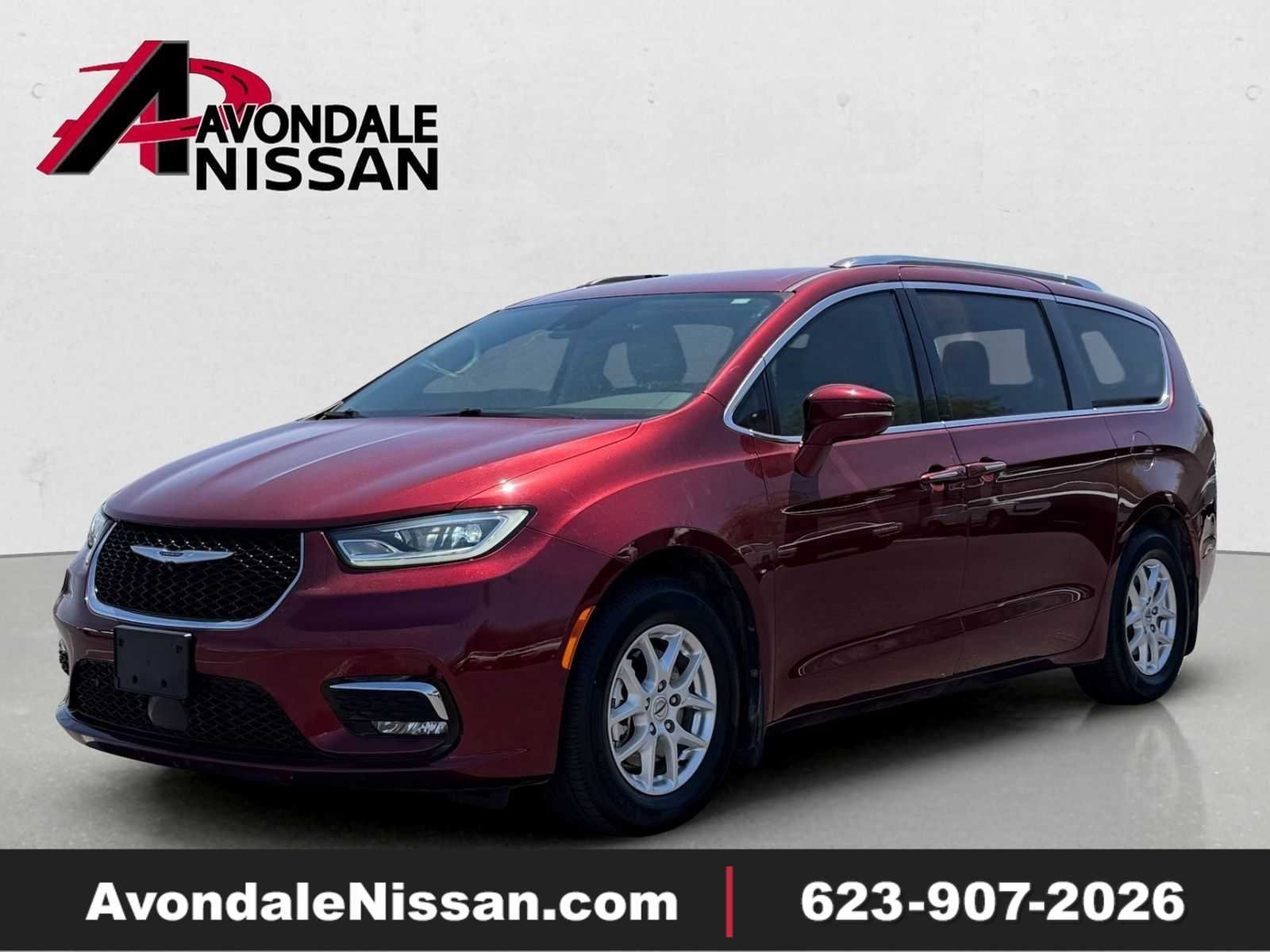 2021 Chrysler Pacifica Touring L's photo