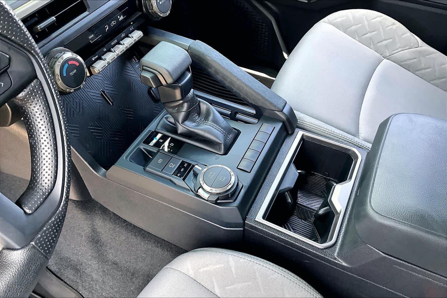 Used 2026 Underground Toyota SR5 image 17