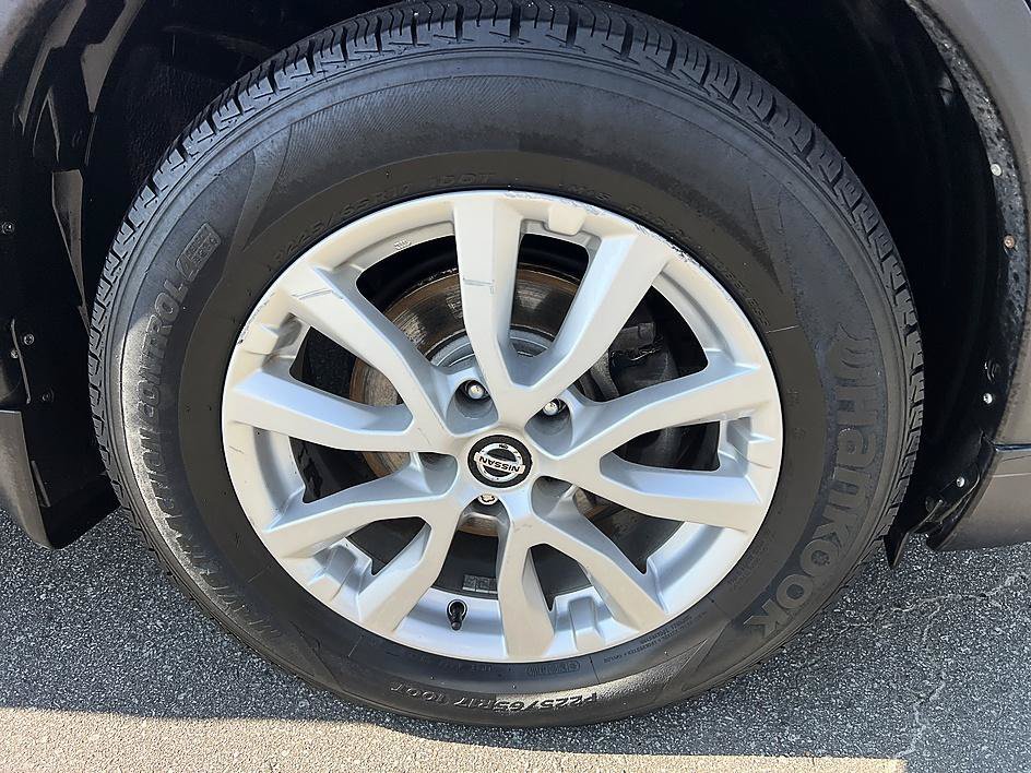 Used 2019 Caspian Blue Metallic Nissan SV image 12