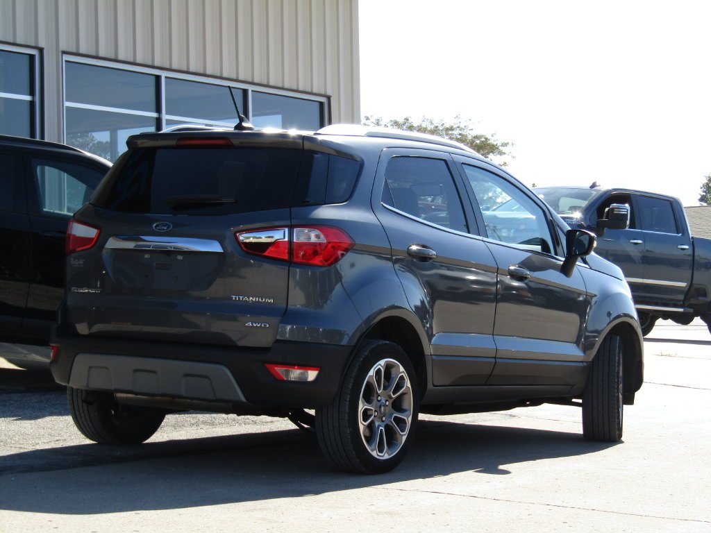 Used 2020  Ford Titanium image 3
