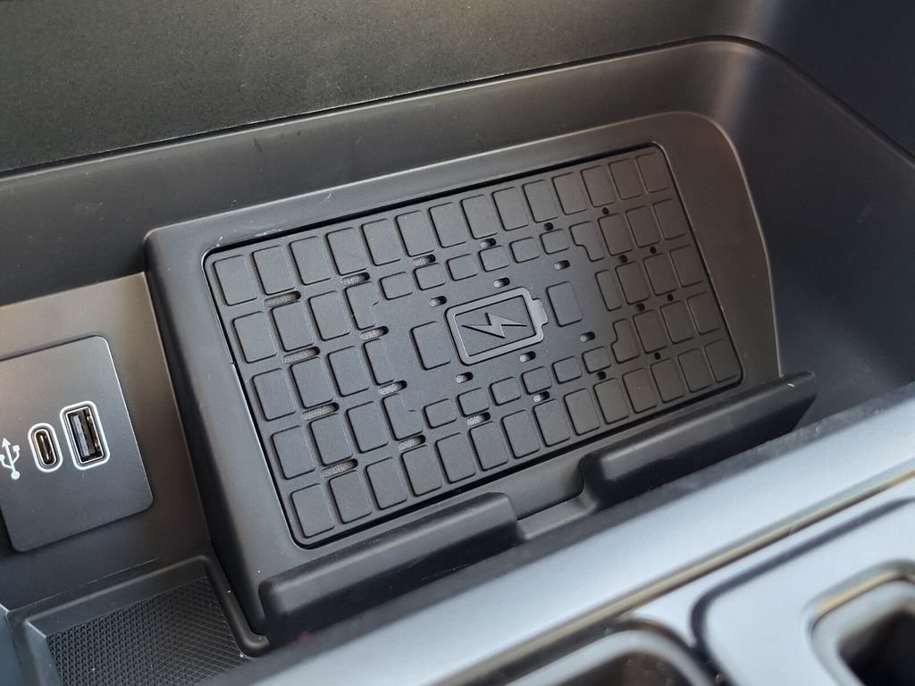 2025 Ford F-150 XLT - Photo 19