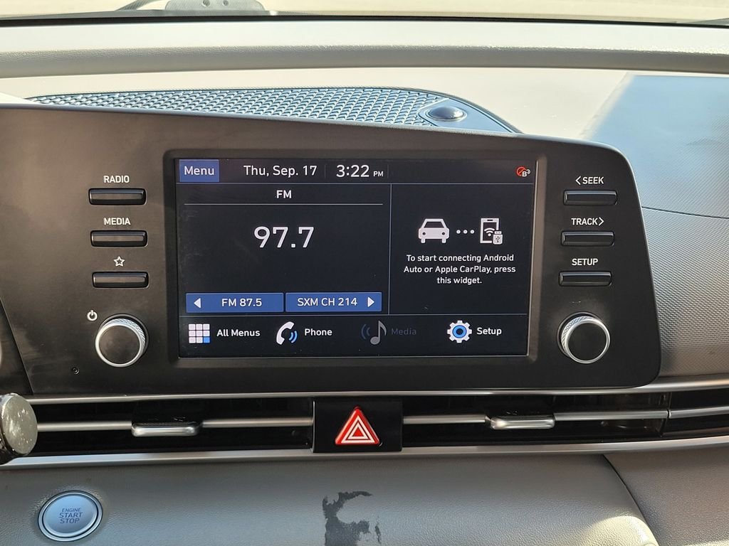 Used 2023 Gray Hyundai SEL image 18
