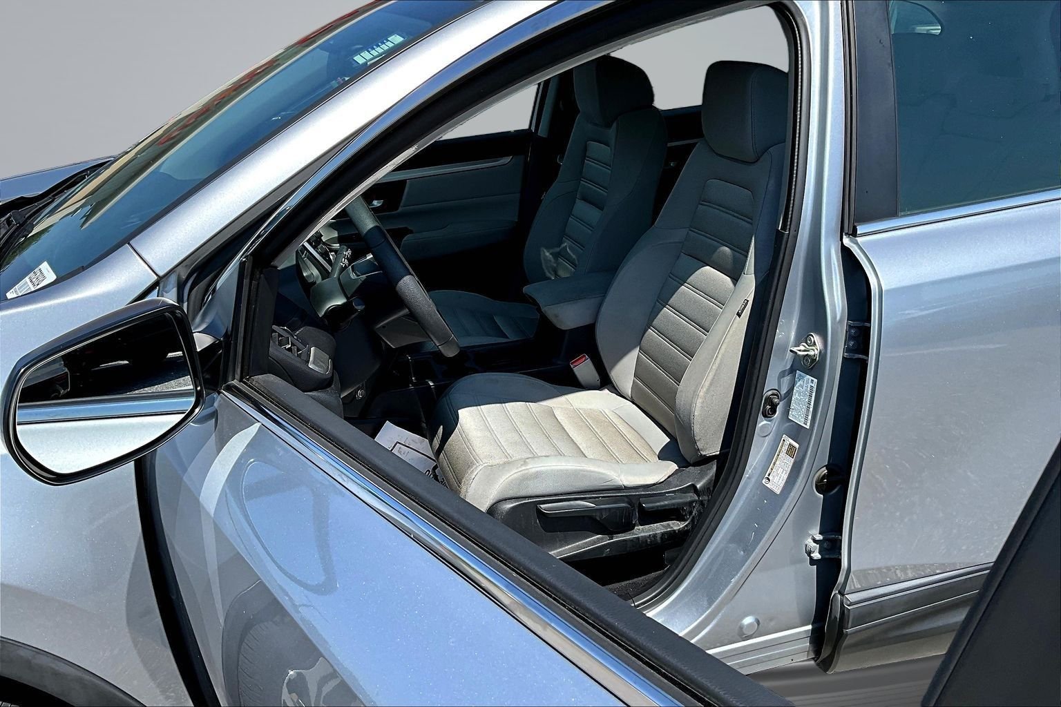 Used 2017 Silver Honda LX image 19