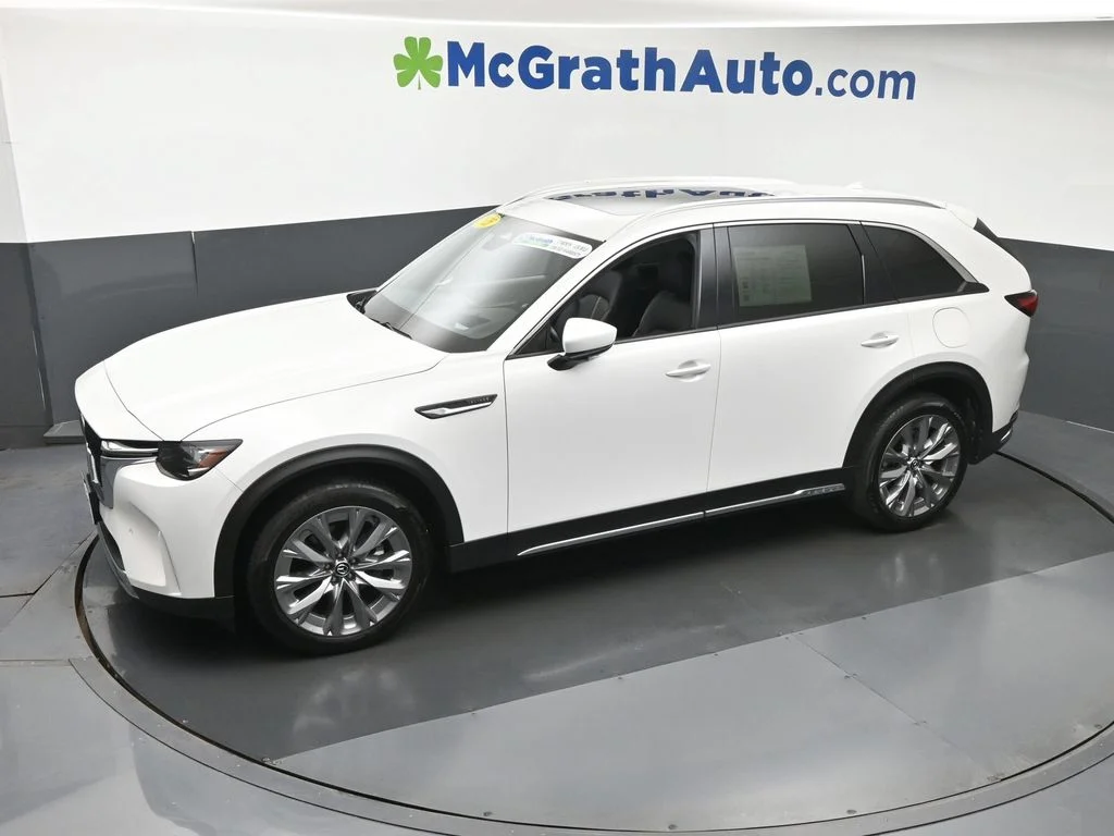 Used 2025 White Mazda 3.3 Turbo Premium Plus image 24