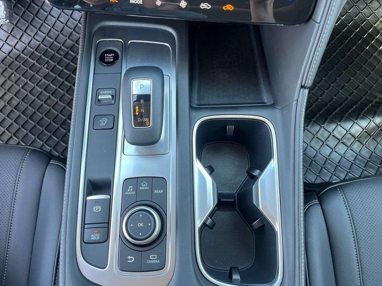 Certified Used 2026 Mineral Black INFINITI Luxe image 27