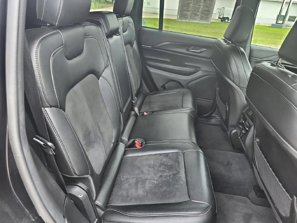 2024 Jeep Grand Cherokee Altitude - Photo 26