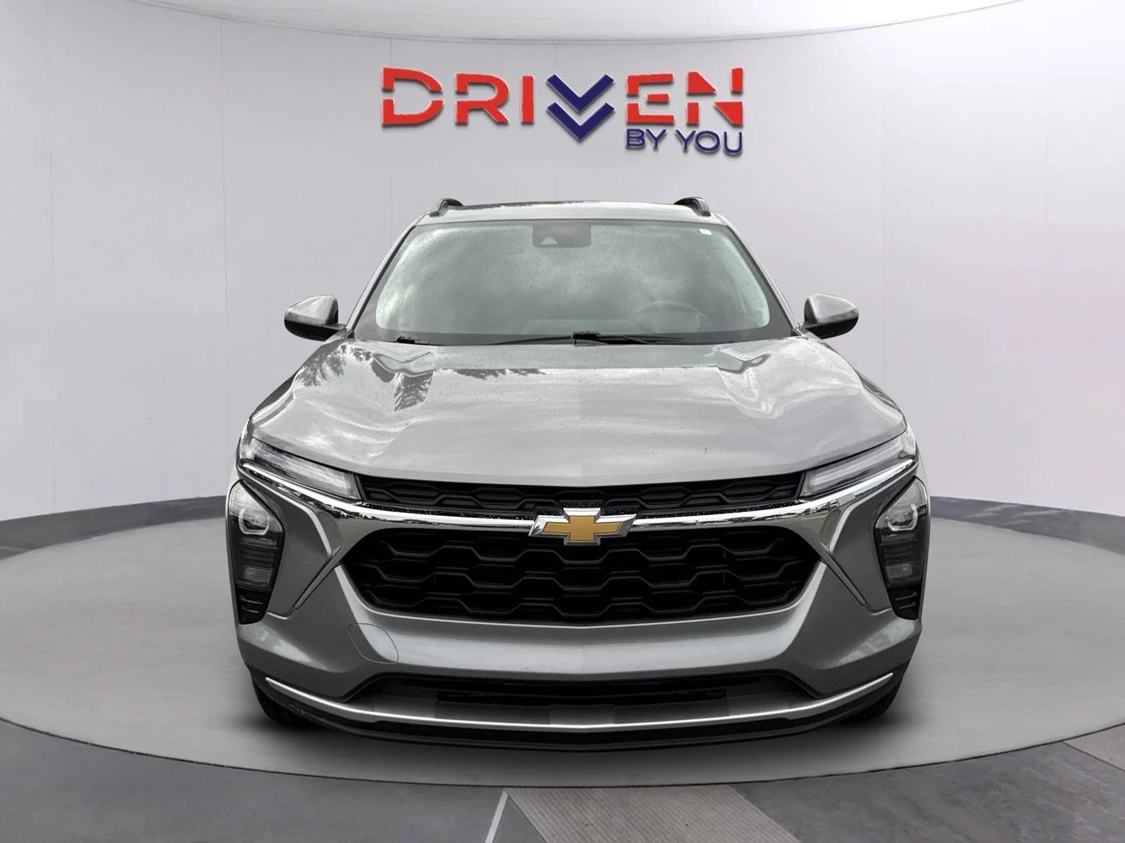 Used 2025 Sterling Gray Metallic Chevrolet LT image 8