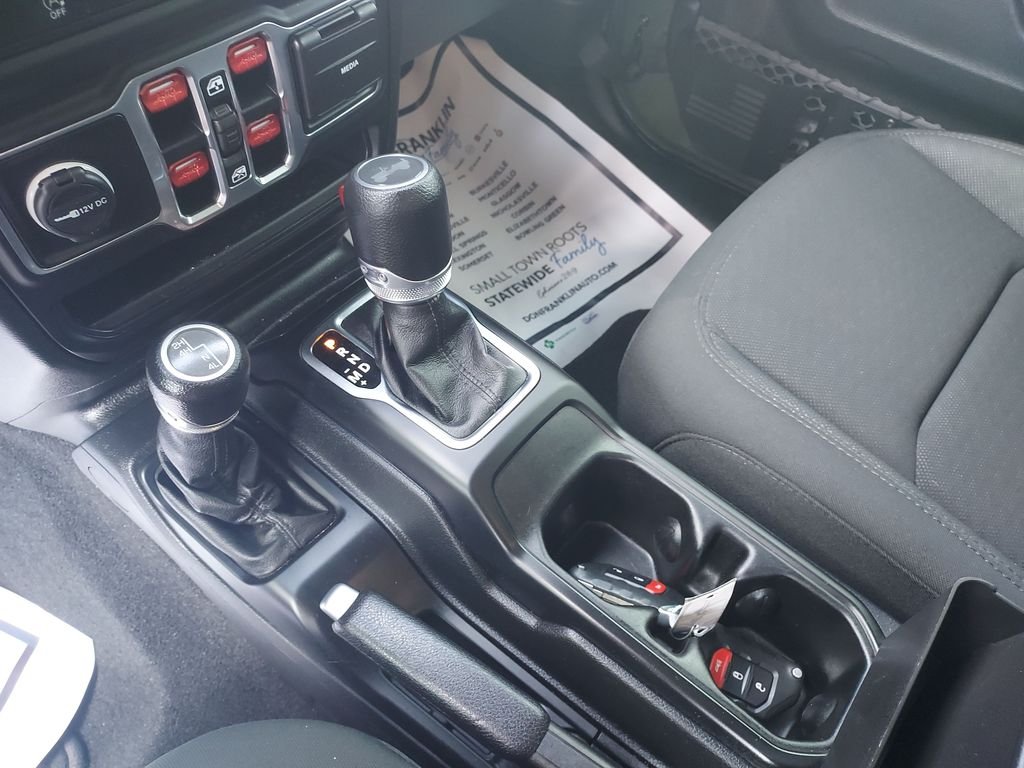 Used 2021 Green Jeep Unlimited Sport S image 21