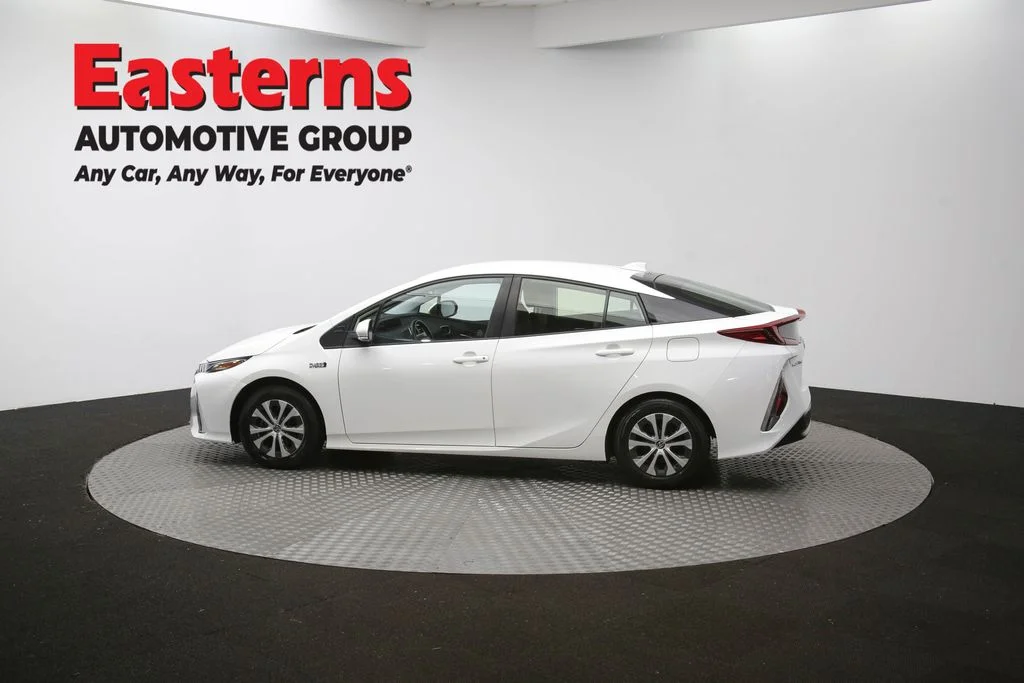 Used 2021 White Toyota LE image 56
