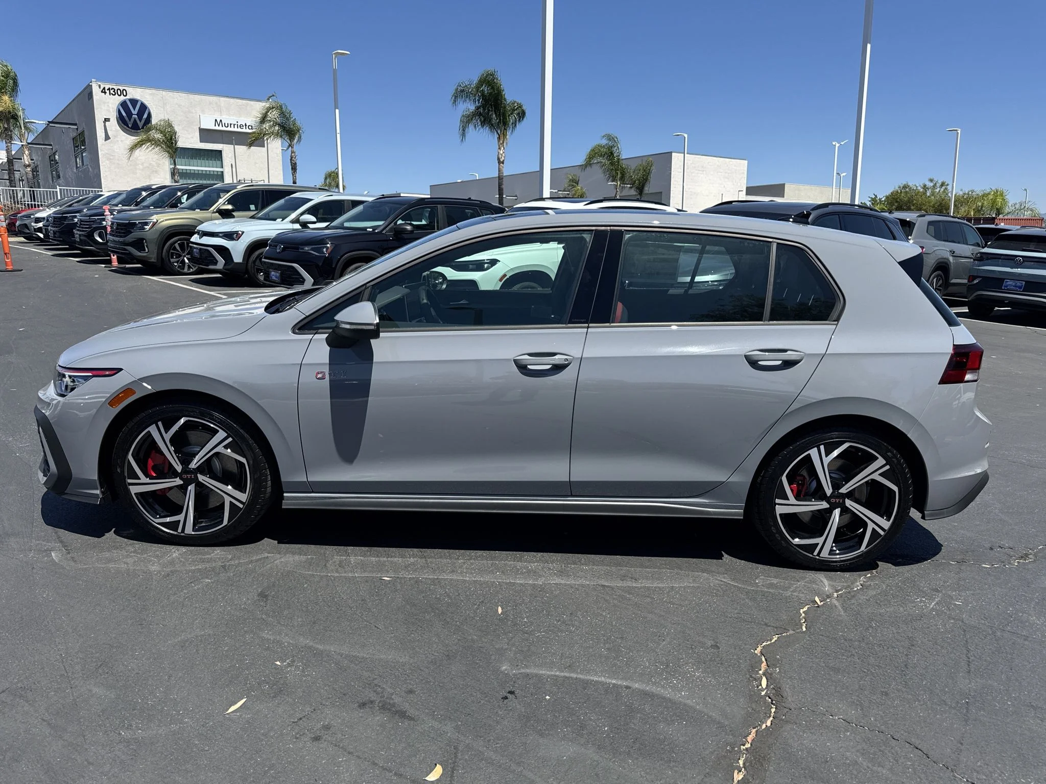 New 2026 Moonstone Gray Volkswagen SE image 4