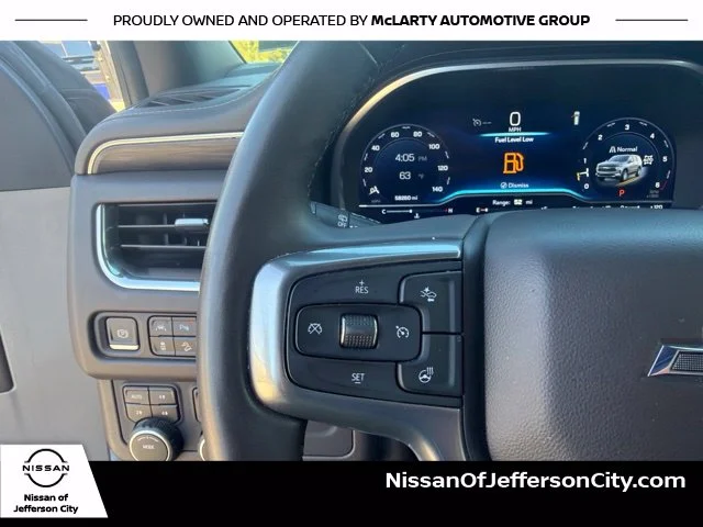 Used 2023 White Chevrolet Z71 image 31