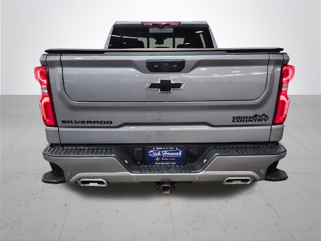 Used 2024 Gray Chevrolet High Country image 10