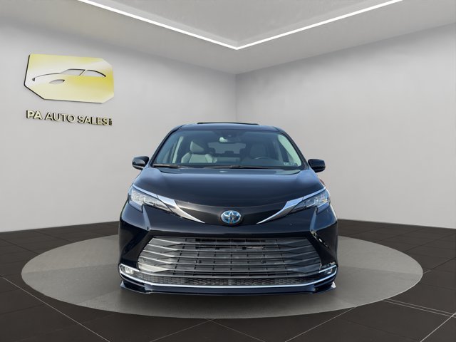 Used 2022 Black Toyota XLE image 2