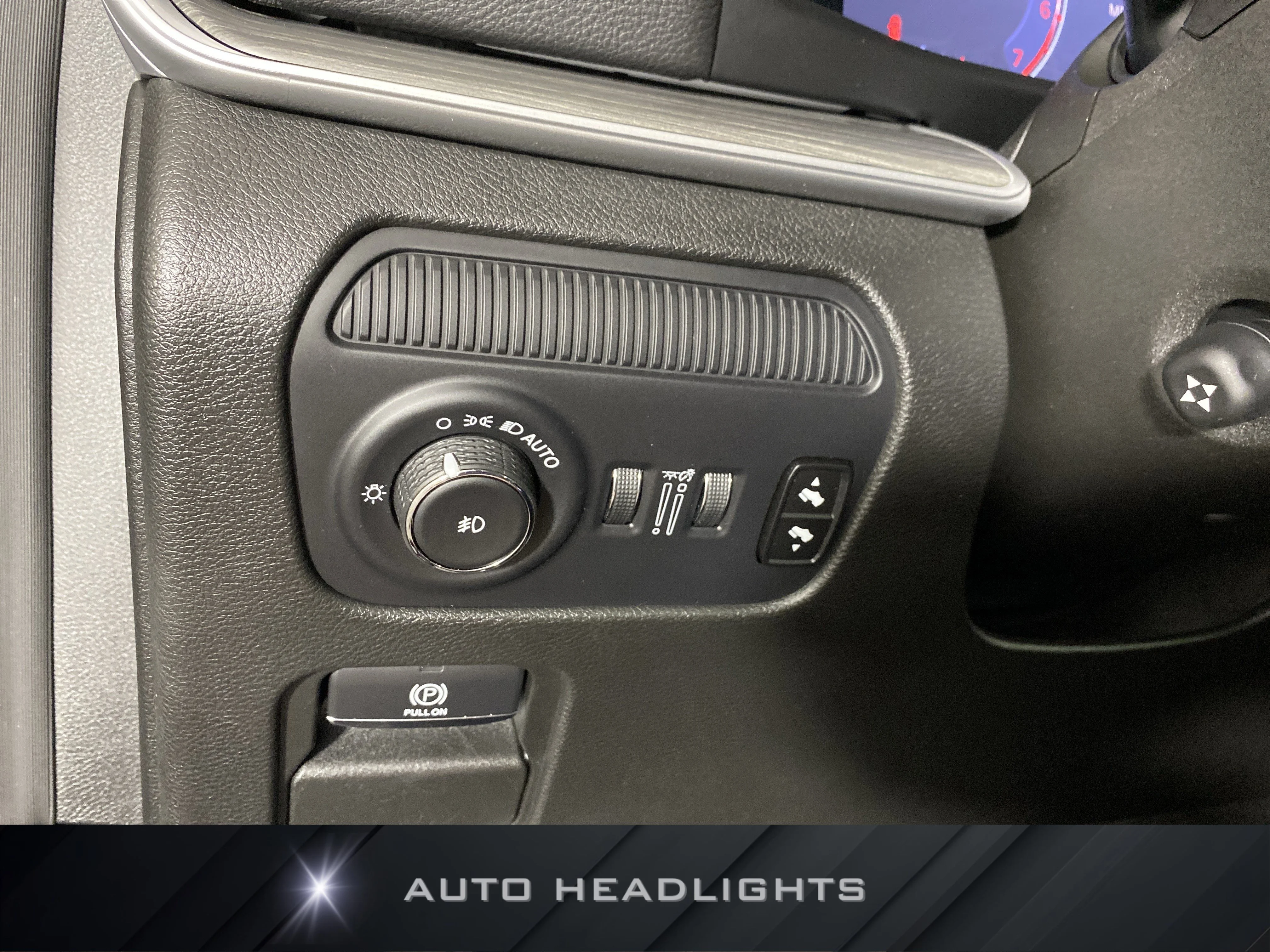 Used 2024 Velvet Red Pearlcoat Jeep Series II image 24