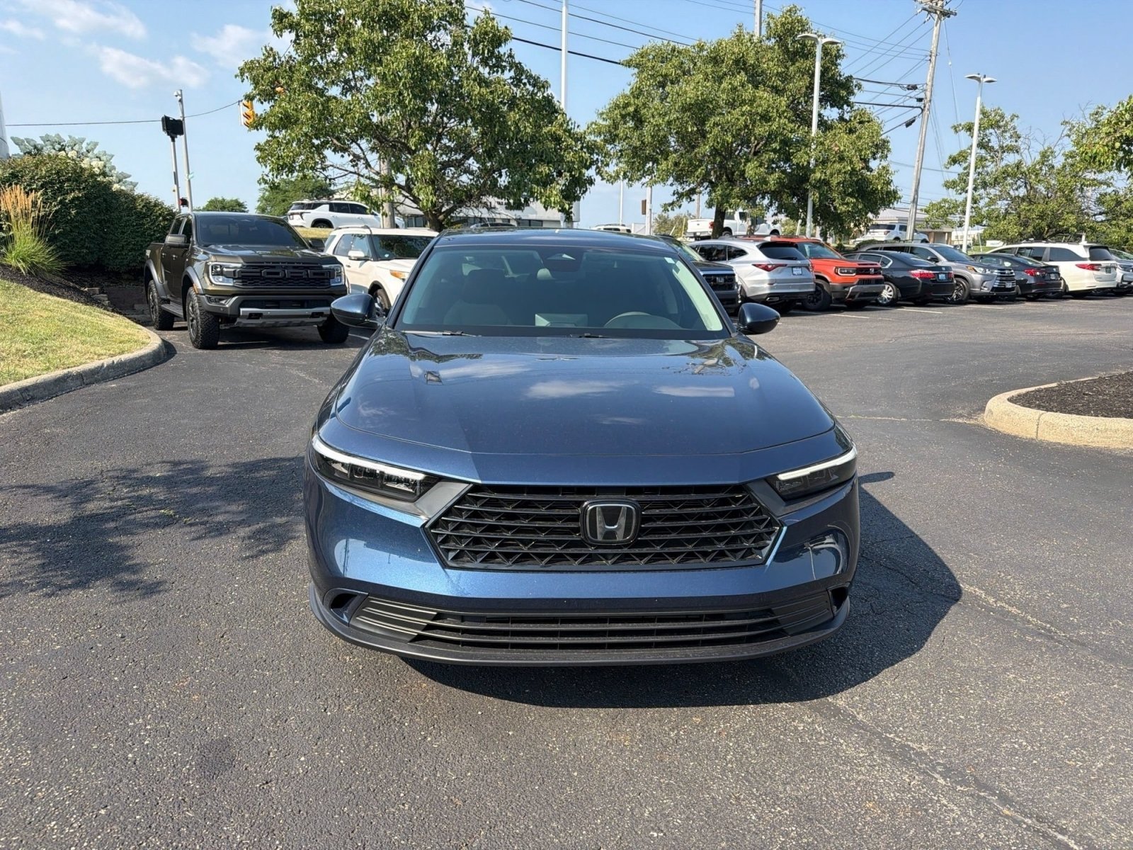 Certified Used 2024 Canyon River Blue Metallic Honda EX image 28