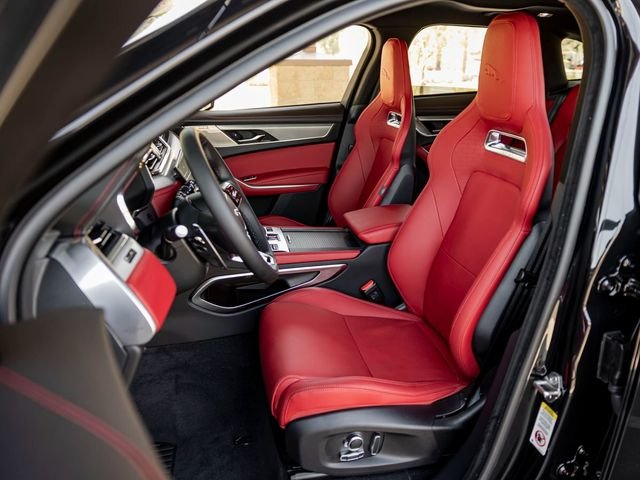 New 2026 Santorini Black Jaguar P250 R-Dynamic S image 13