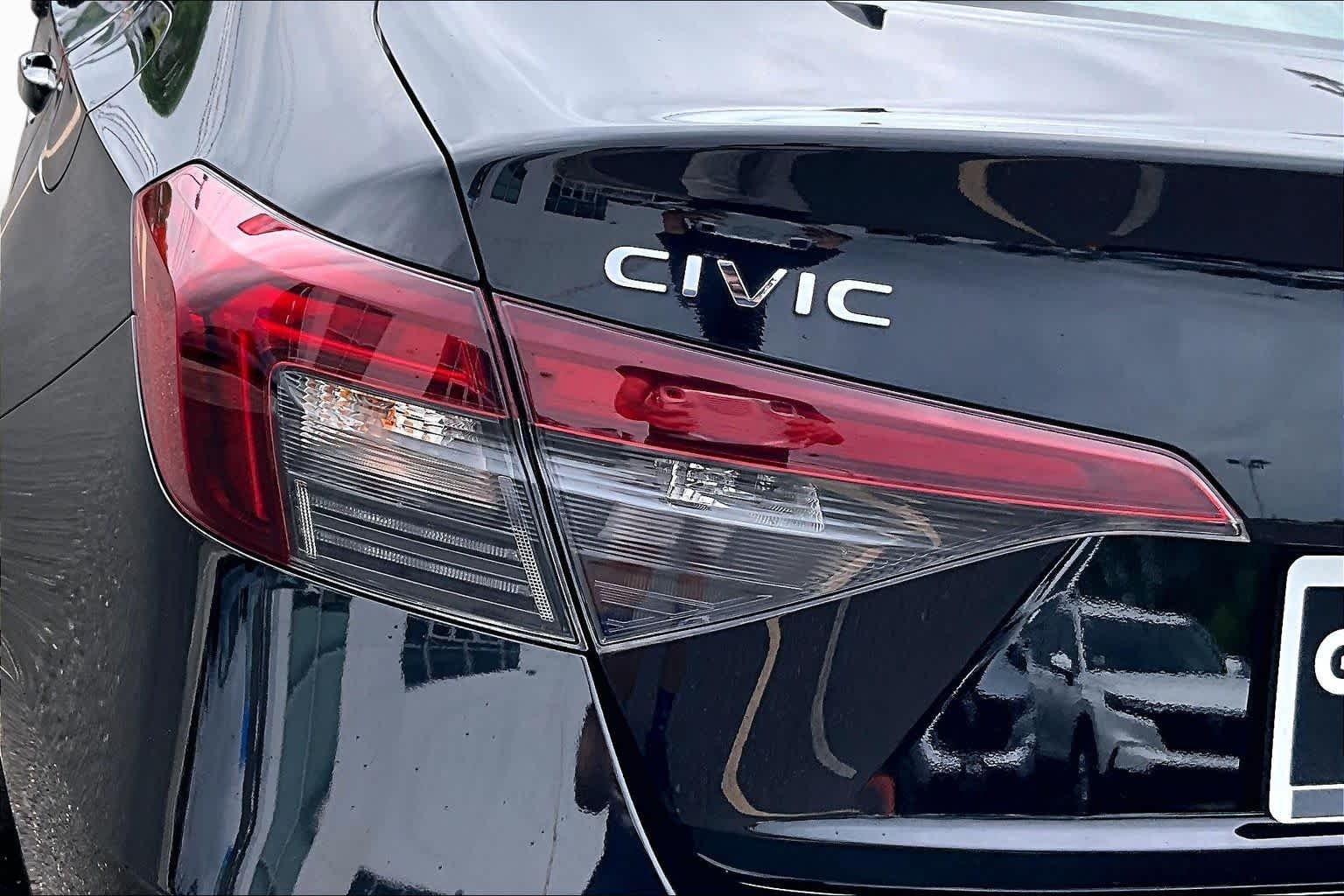 2025 Honda Civic Sport Touring - Photo 28