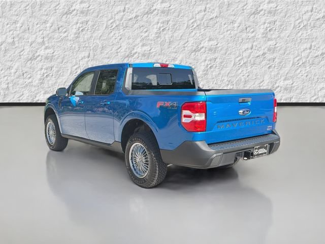 Used 2022 Blue Metallic Ford LARIAT image 5