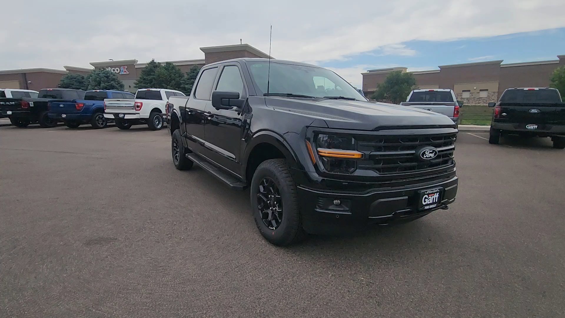 New 2026 Agate Black Metallic Ford XLT image 8