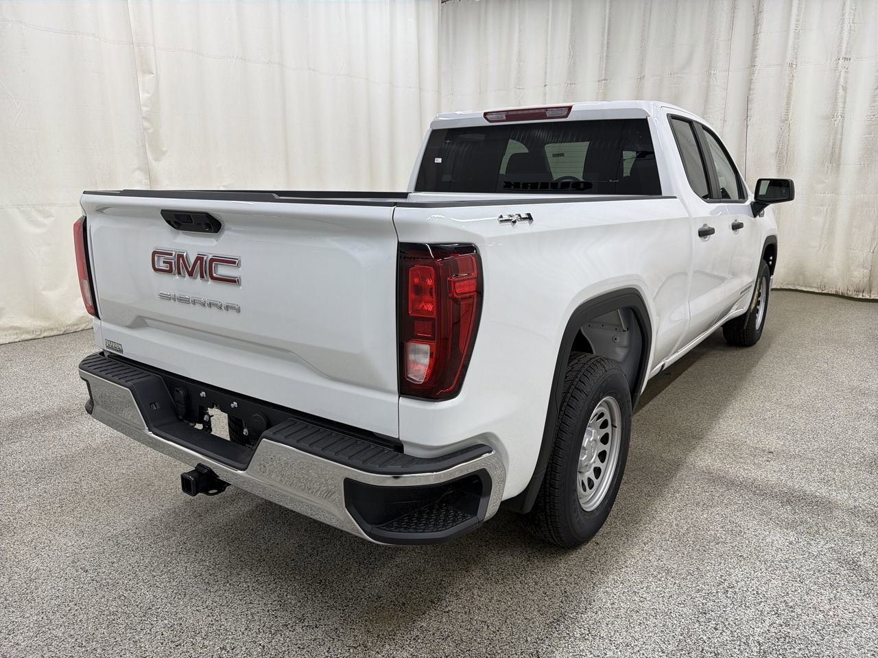 2026 GMC Sierra 1500 Pro - Photo 8