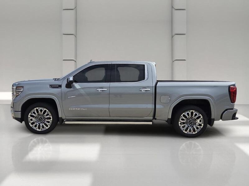 Used 2025 Sterling Metallic GMC 4WD CREW CAB 147" DENALI ULTIMATE image 2