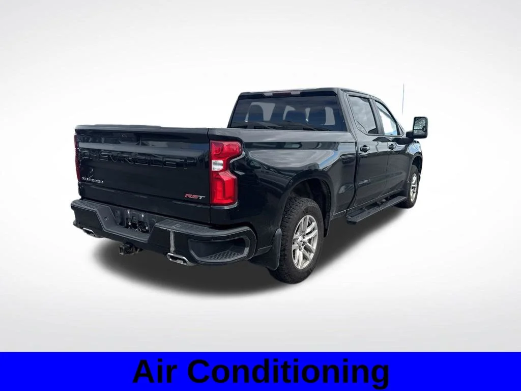 Used 2020 Black Chevrolet RST image 4