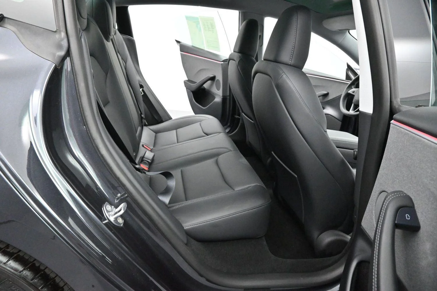 Used 2025 Black Tesla Long Range image 29