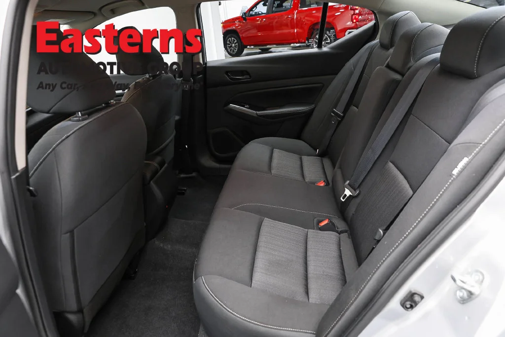 Used 2023 Silver Nissan 2.5 SV image 21