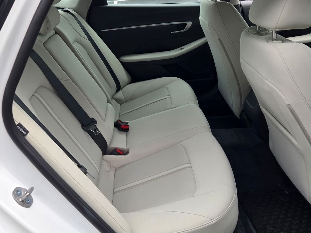 Certified Used 2026 White Hyundai SEL Sport image 9