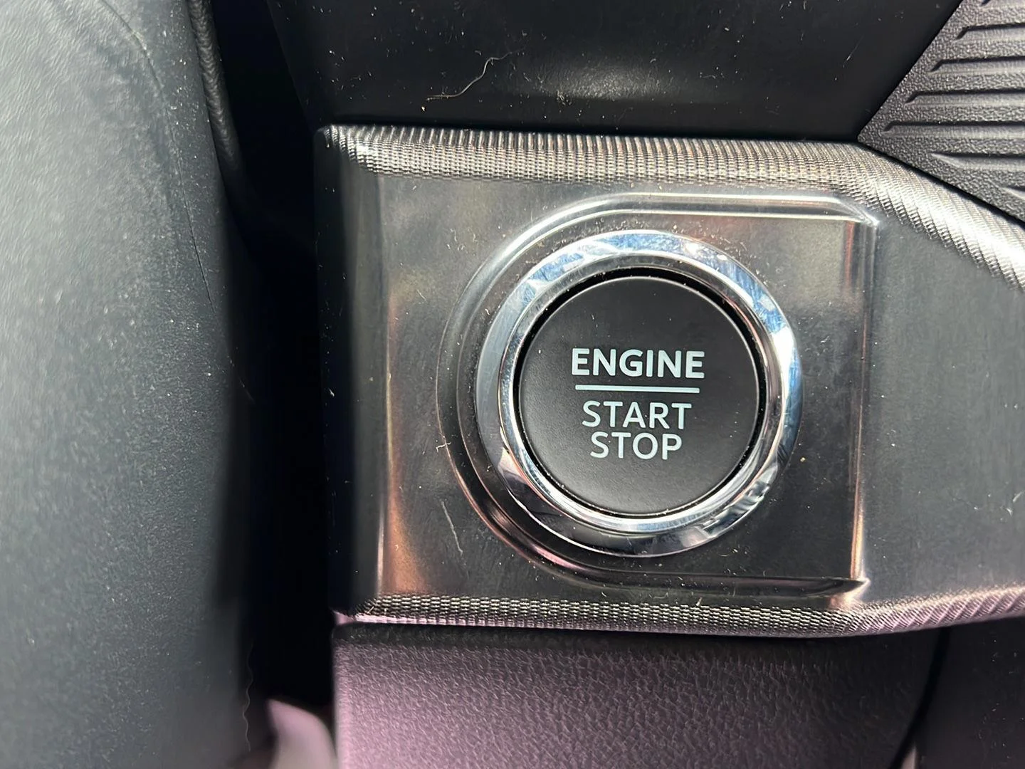 Used 2024 Avalanche Gray Ford Raptor image 39
