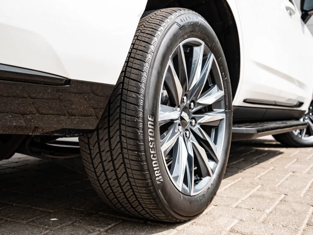 Used 2023 Crystal White Tricoat Cadillac Sport image 55