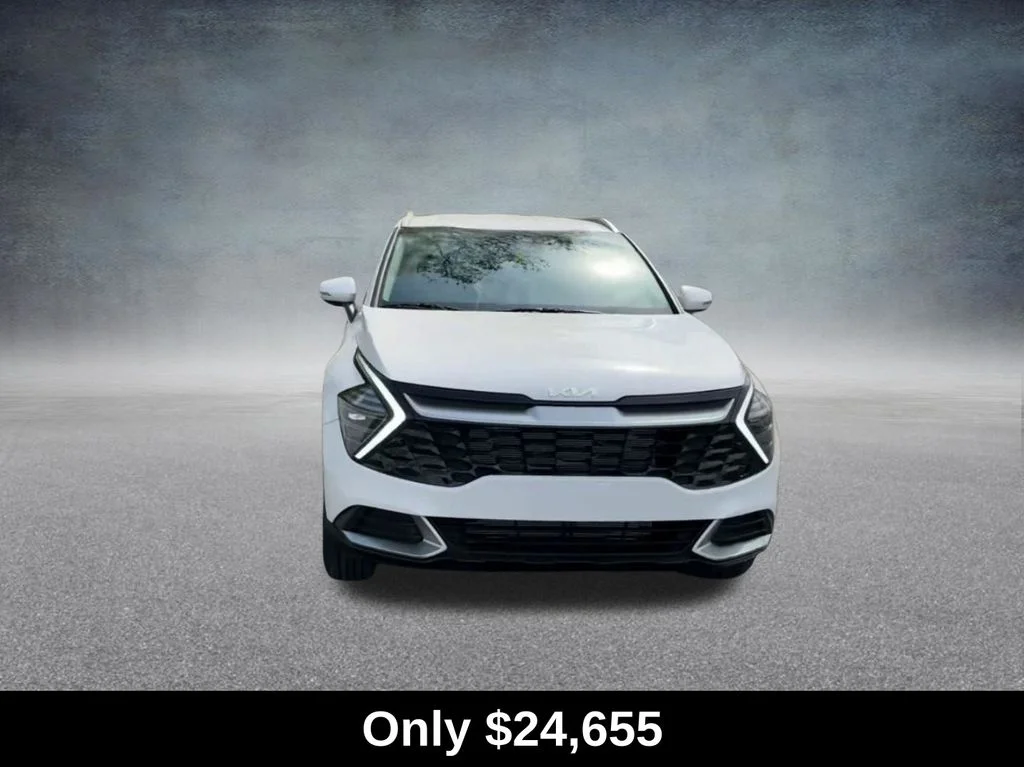 Used 2024 White Kia EX image 4