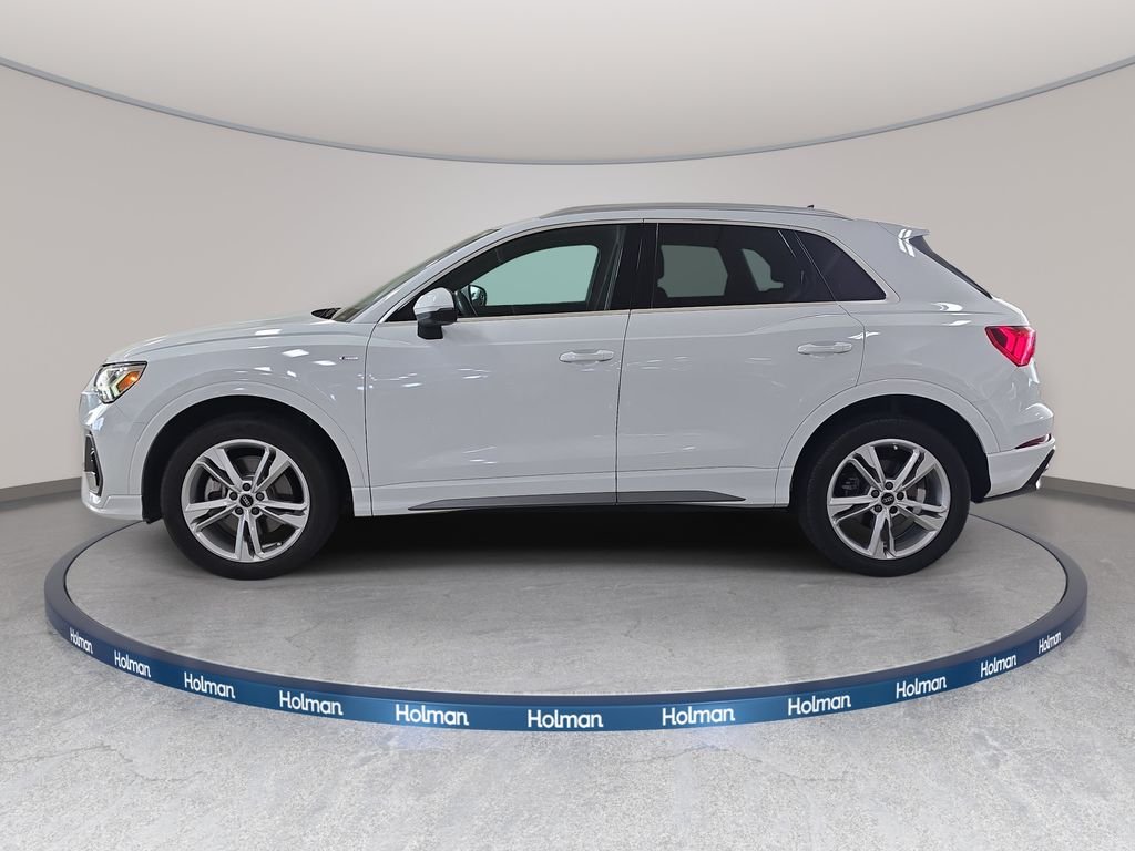 Used 2022 Glacier White Audi Premium Plus image 11