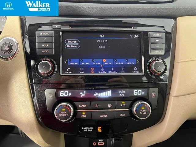 Used 2020 Blue Nissan SV image 26
