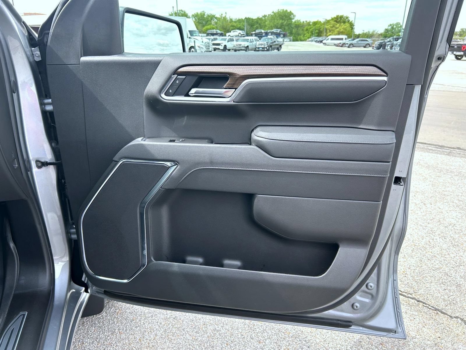 2026 Chevrolet Silverado 1500 LT - Photo 17