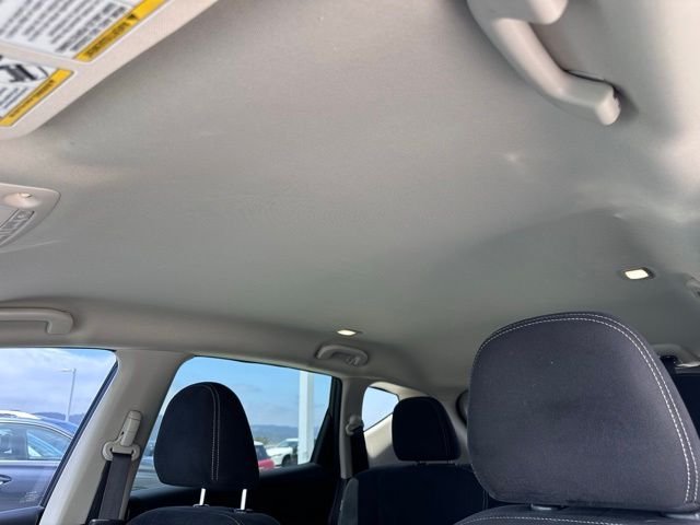 Used 2019 Silver Nissan S image 19